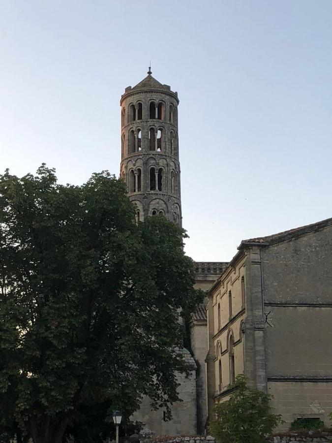 Uzes A Pied, Appartement Dans Cadre D'Exception Exterior photo