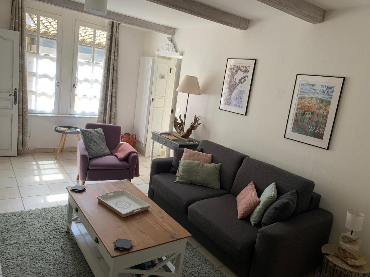 Uzes A Pied, Appartement Dans Cadre D'Exception Exterior photo