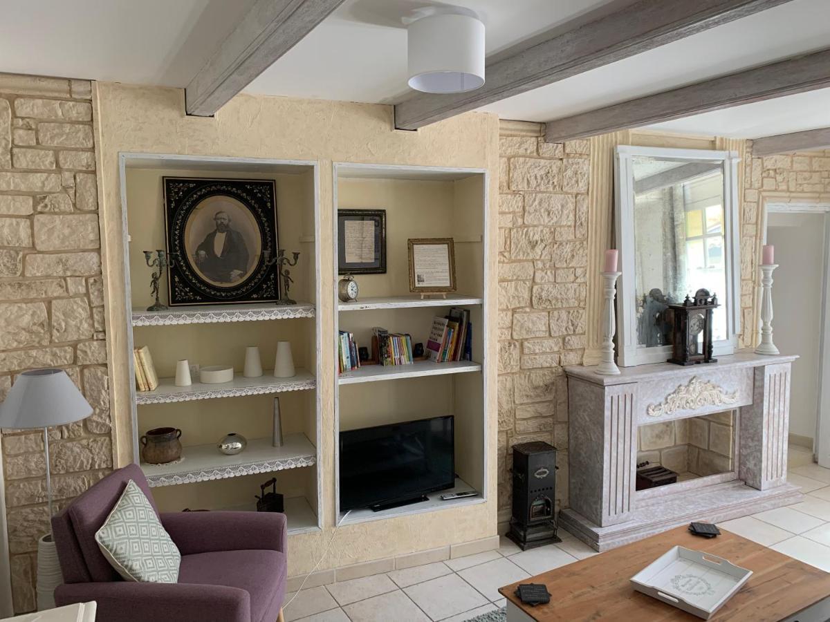 Uzes A Pied, Appartement Dans Cadre D'Exception Exterior photo