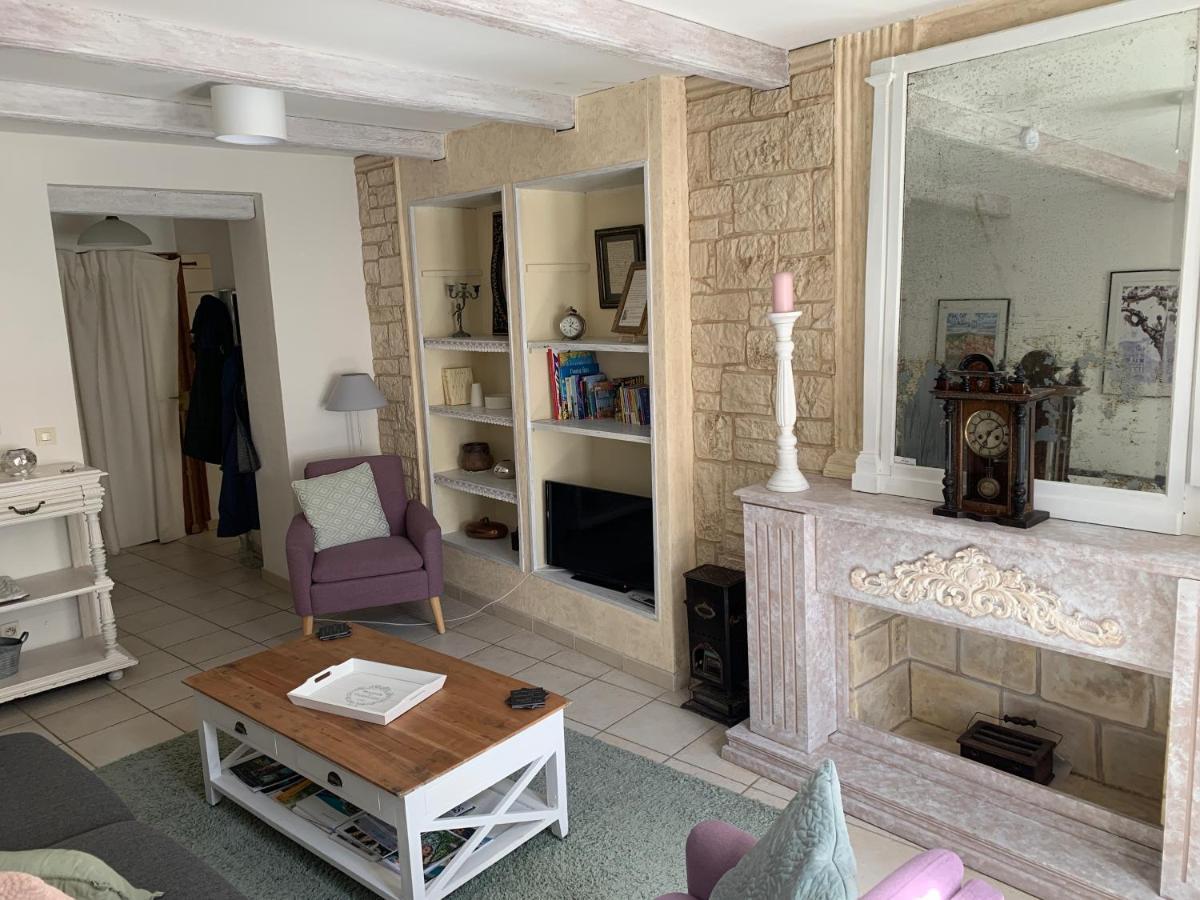 Uzes A Pied, Appartement Dans Cadre D'Exception Exterior photo